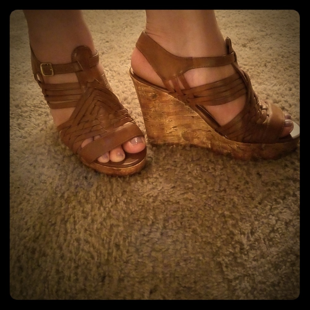 Soda brand cognac brown 5" wedges